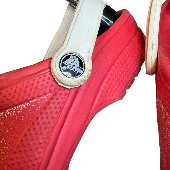 Crocs Classic Red "England" Strap Slide On Clogs Men Size 6 Women Size 8 - Picture 7 of 9